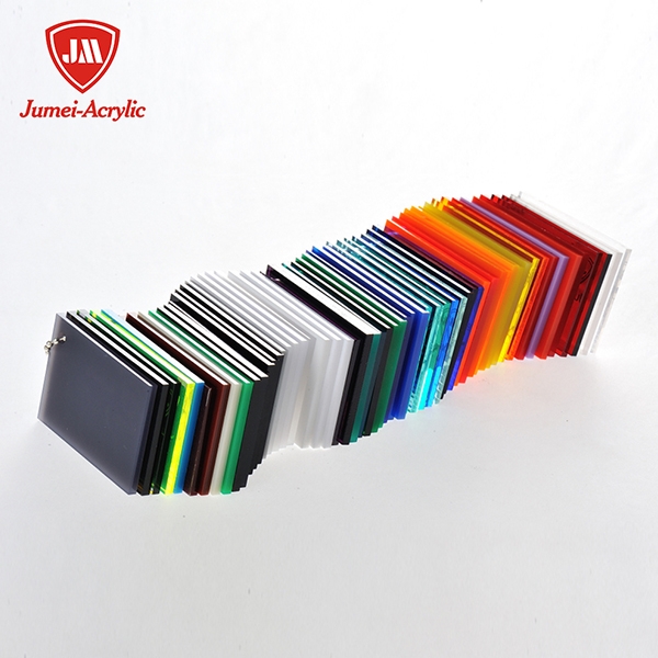 Làm thế nào để đảm bảo độ bền và độ đồng nhất màu sắc cho tấm acrylic màu bán sỉ?